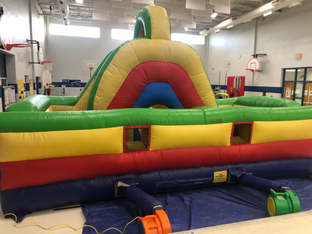 Obstacle maze indoor setup